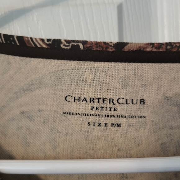 Long Sleeve Pattern Top - Picture 3 of 3